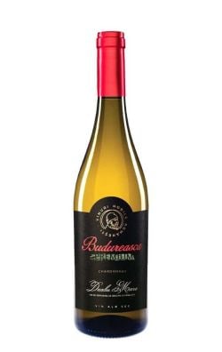 Budureasca Premium Chardonnay 0.75L – vin alb sec rafinat și echilibrat, expresie sofisticată a terroir-ului Dealu Mare Budureasca Premium Chardonnay 0.75L vin alb sec premium România, vin alb Budureasca Premium Chardonnay Dealu Mare, vin alb românesc baricat cu arome de piersică, vanilie și stejar, vin alb sec elegant pentru pește gras și brânzeturi, vin alb românesc 0.75L pentru restaurante HoReCa și colecții, vin alb românesc modern pentru aperitive gourmet și cadouri rafinate