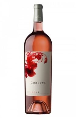 Corcova Rose Magnum 1.5L – vin rosé sec sofisticat în format Magnum, ideal pentru degustare în grup și ocazii speciale Corcova Rose Magnum 1.5L vin rosé sec România, vin rosé Corcova Magnum 1.5L Mehedinți, vin rosé românesc premium pentru evenimente și petreceri, vin rosé accesibil 1.5L cu arome de zmeură și citrice, vin rosé românesc de colecție pentru brunch și terasă, vin românesc cupaj Cabernet Sauvignon Merlot Syrah rosé