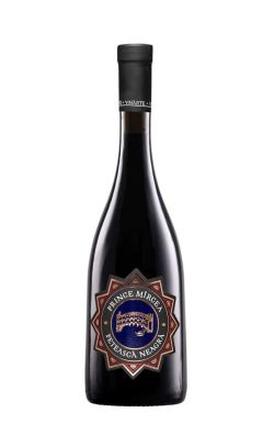 Prince Mircea Fetească Neagră 0.75L – Vin Roșu Sec de Top din România, expresia soiului autohton Prince Mircea Fetească Neagră 0.75L vin roșu sec România, vin roșu Prince Mircea Fetească Neagră 0.75 L sticlă pe fundal alb, Fetească Neagră Prince Mircea 0.75L Oltenia