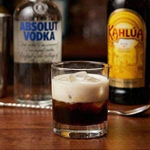 White Russian Cocktail - Clasicul Cult