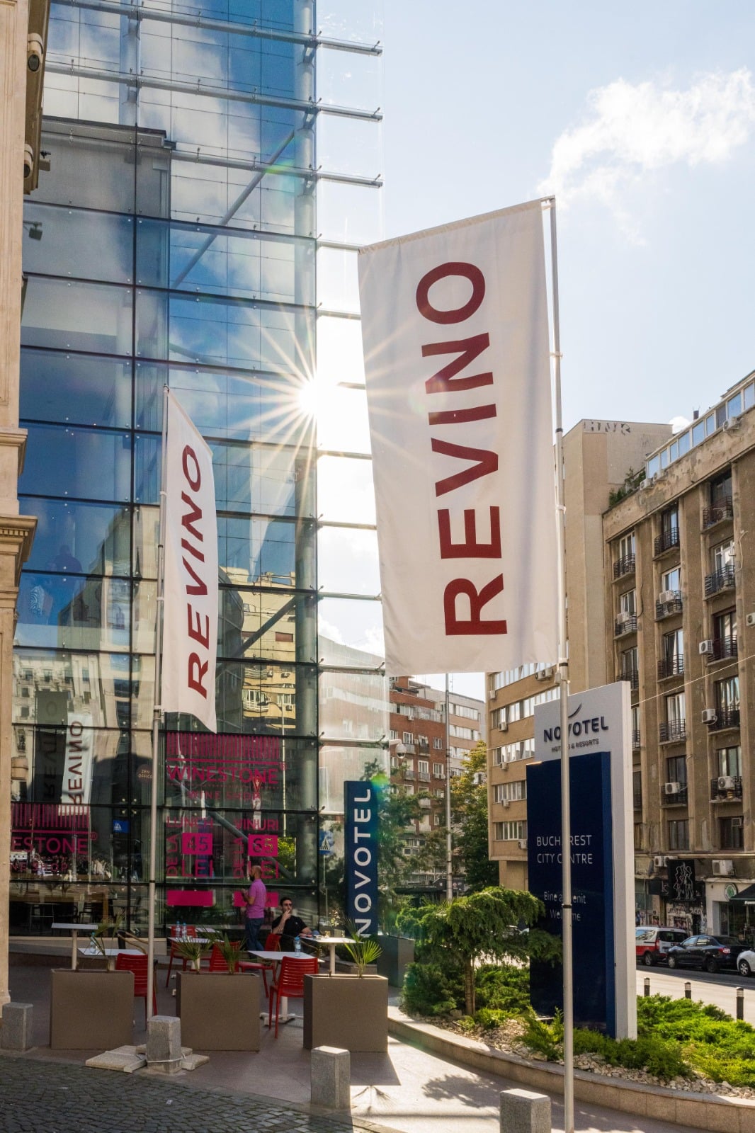 REVINO 2026 la Hotel Novotel
