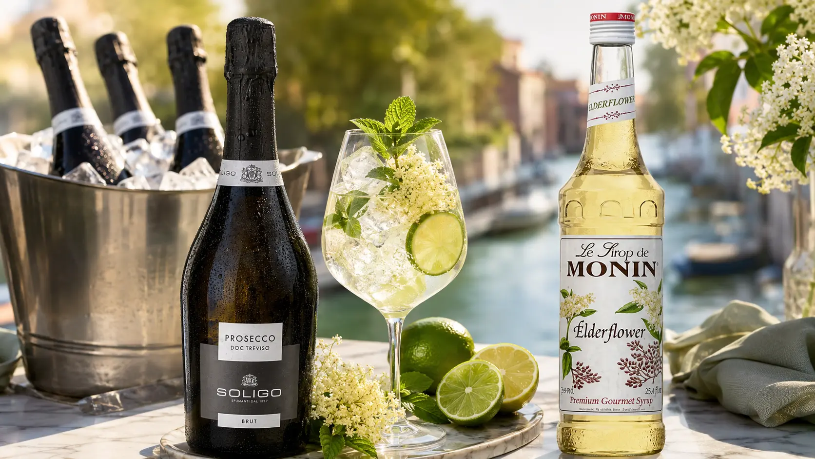 Ce conține Pachetul Cocktail Hugo Soligo și Monin